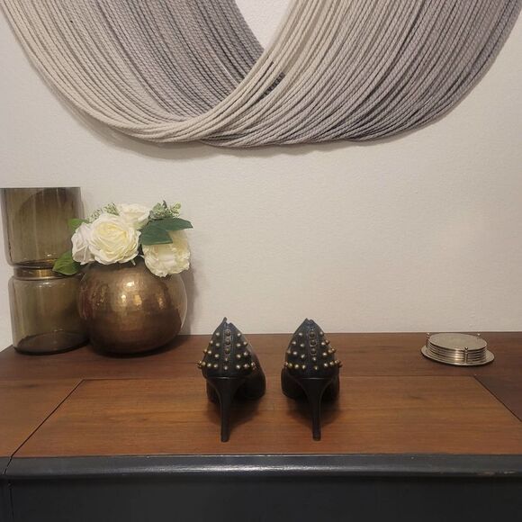 Zigi Soho "Koopa" Studded Heels Sz 7 - Picture 5 of 9